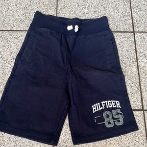 Tommy Hilfiger shorts Sz 16/18